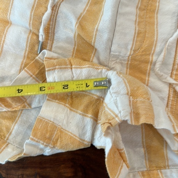 Gap Utility Linen Cotton Blend Short SzS - Picture 9 of 9